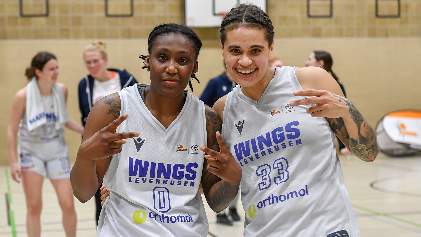 WINGS Leverkusen verabschieden US-Duo