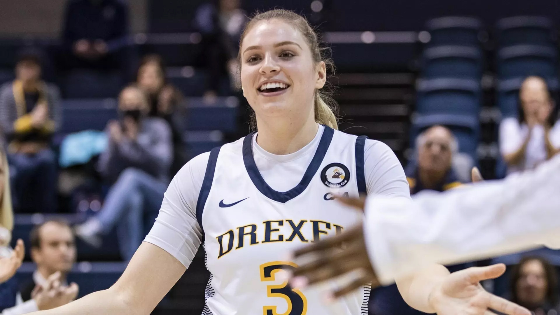 Bienvenido Tessa – WINGS begrüßen Tessa Brugler