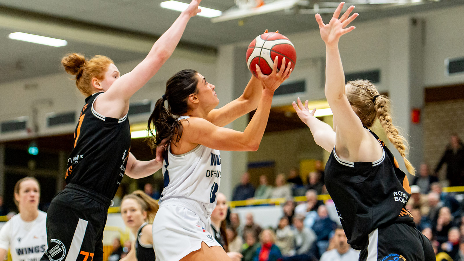 WINGS starten mit klarem Sieg in das neue Jahr