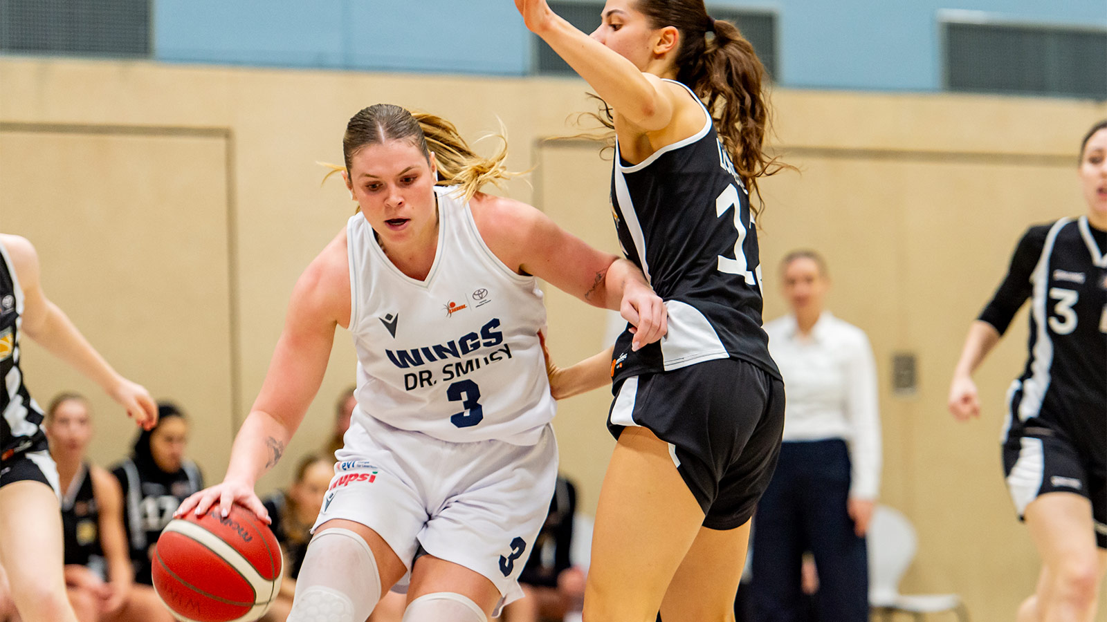 WINGS reisen in die Hauptstadt