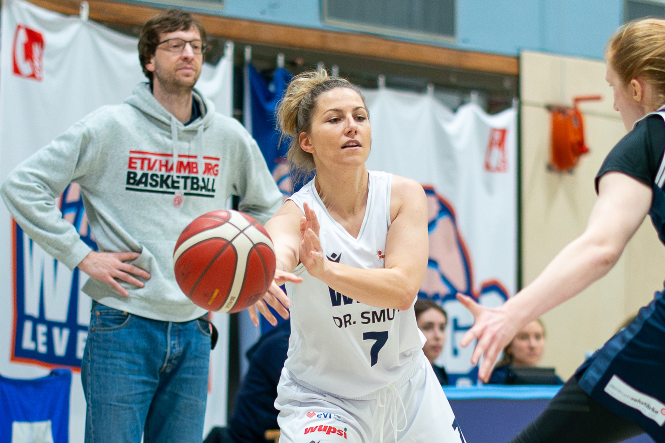 Lisa Arz geht auch kommende Saison für die WINGS auf Punktejagd